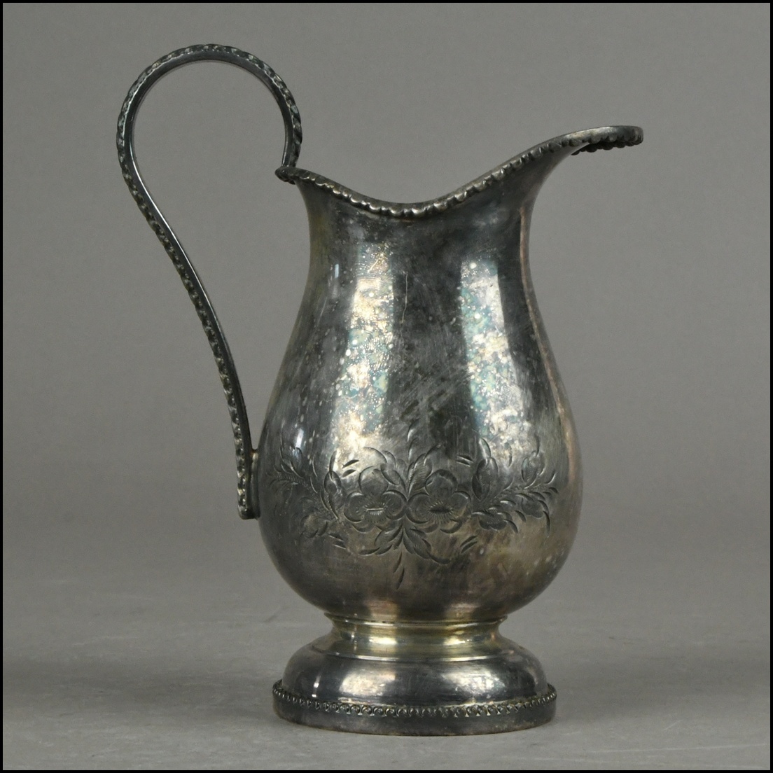 【ACT】アンティーク【BEST SILVER PLATE】MADE IN ENGLAND 彫刻 銀 シルバー 銀仕上げ ミルクポット 重さ222g A7-807-86_画像4