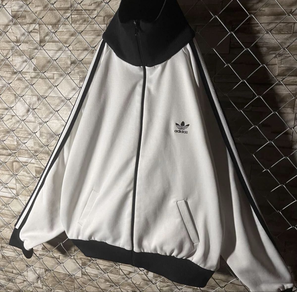 超激レア♡雰囲気抜群♡ adidas トラックジャケット デサント期 西ドイツ CHARCOAL FILTER様限定 【激レアカラー】adidas トラック