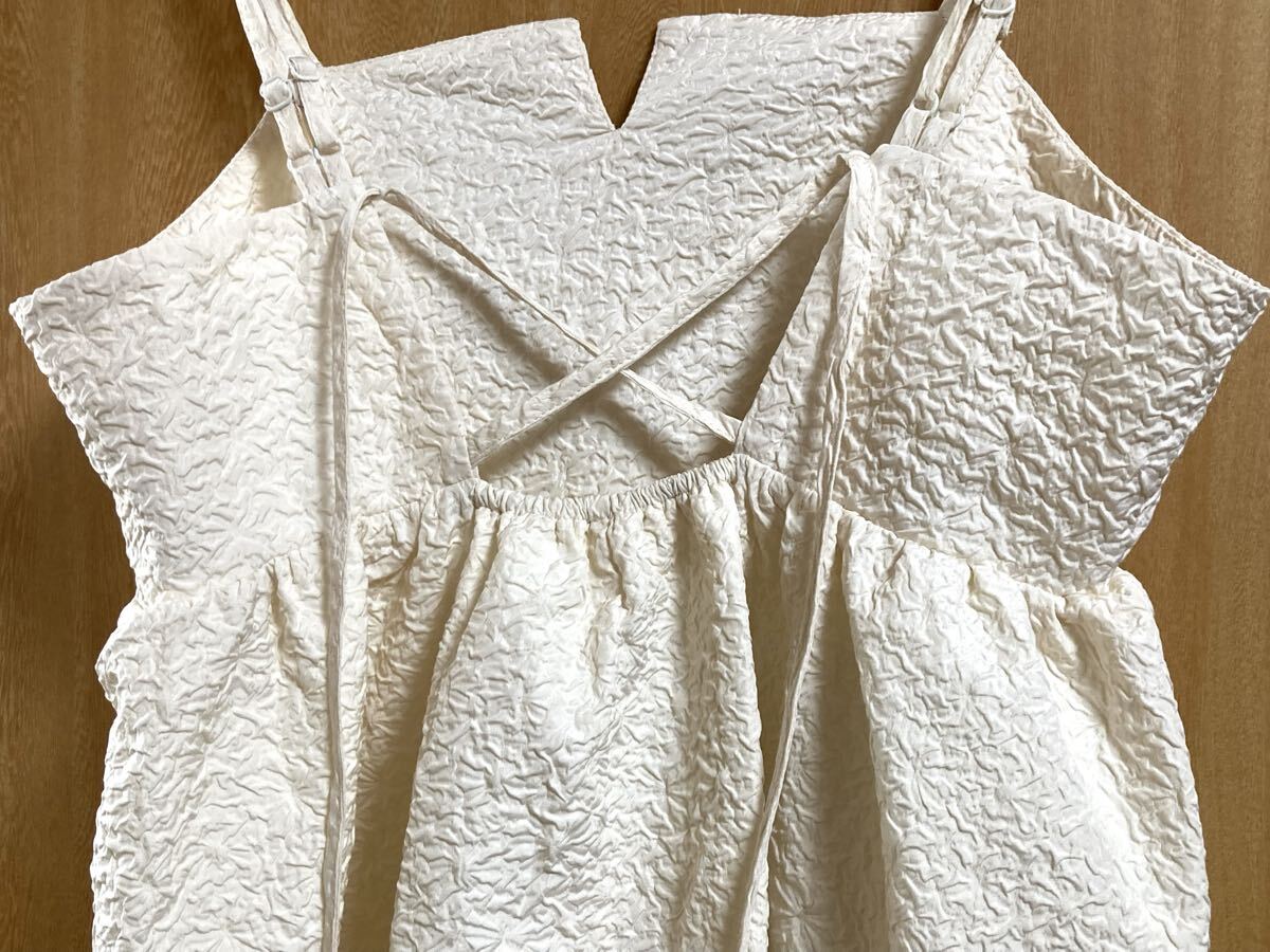新品未使用 タグ付き フィルー FILLOU ダブルストラップジャガードキャミワンピース (クリーム)_画像6