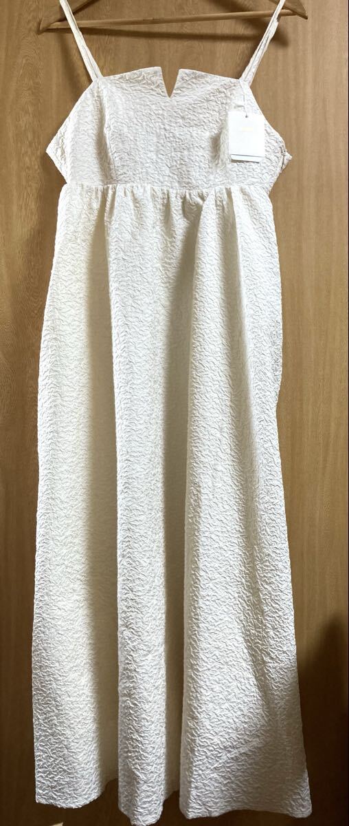 新品未使用 タグ付き フィルー FILLOU ダブルストラップジャガードキャミワンピース (クリーム)_画像4