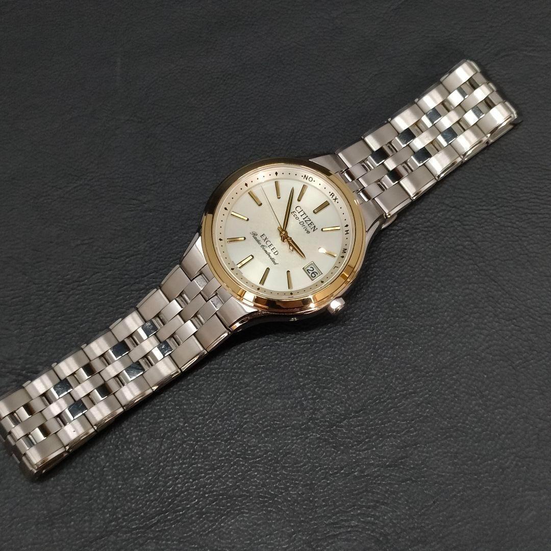 極美品 CITIZEN シチズン スクエア ゴールド ホワイト ソーラー 腕時計 美品 CITIZEN シチズン エクシード ゴールド ソーラー 腕時計