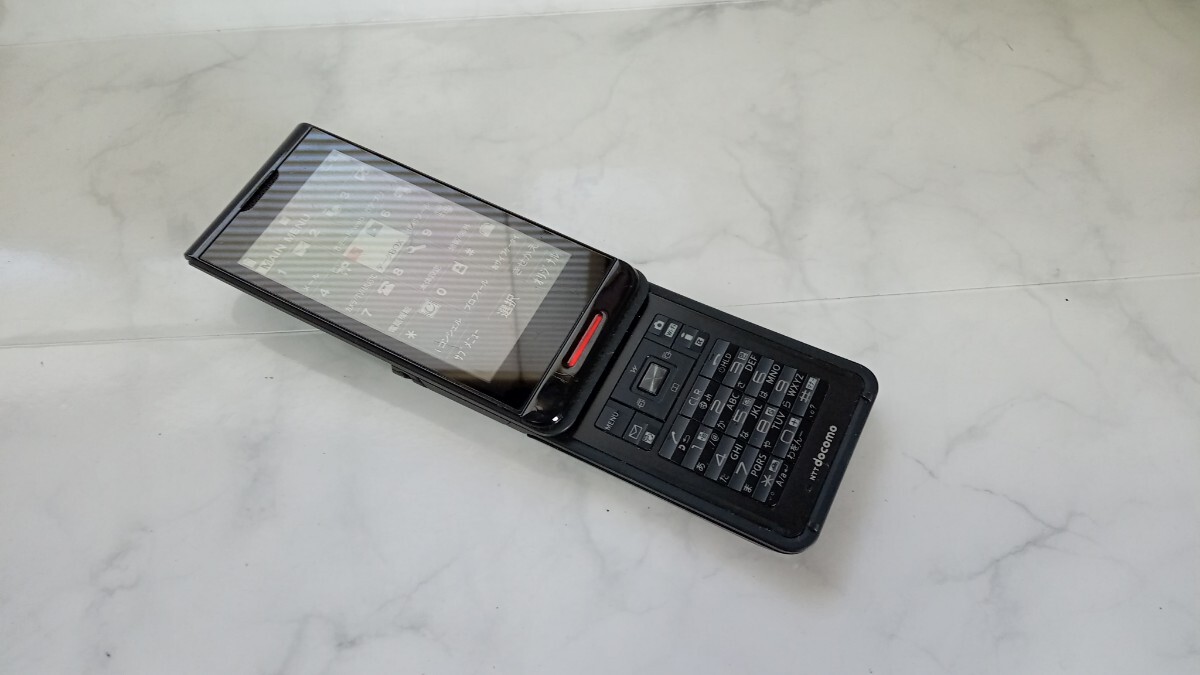 KK4654 docomo FOMA N-05C NECカシオモバイル/ガラケー/ケータイ/ 簡易動作確認&簡易清掃&初期化OK 判定○ 現状品 送料無料_画像2