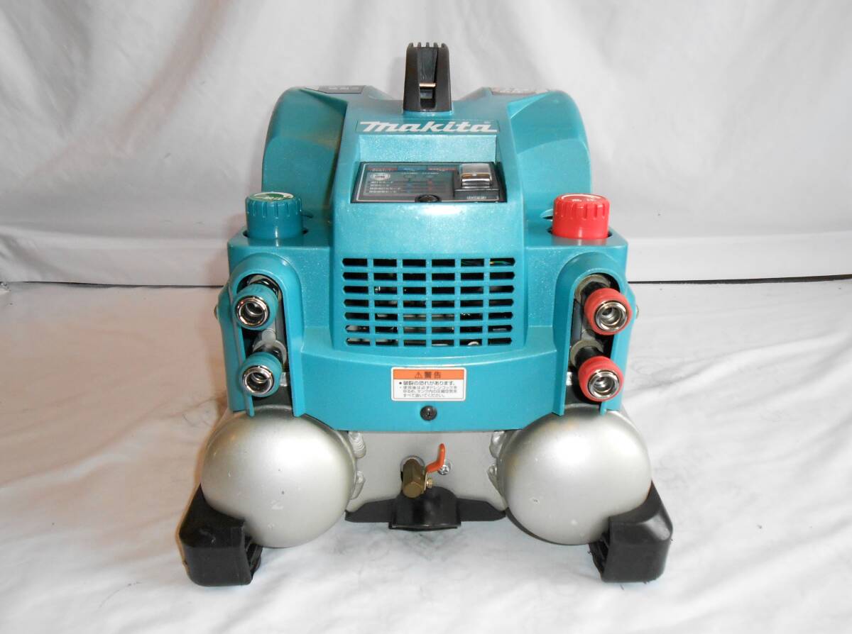 【分解整備済】マキタ エアーコンプレッサー AC461XS タンク8L 常圧/高圧 №70_画像3