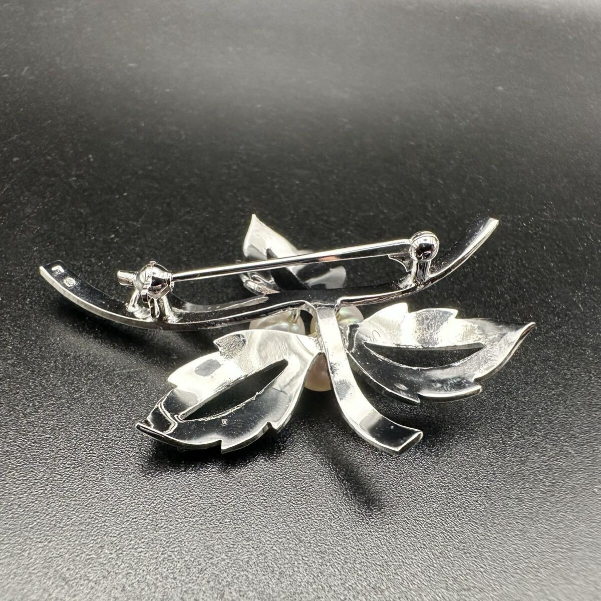 極美品✨　MIKIMOTO ミキモト　パール　ブローチ　ロゴ　刻印　1241 極美品✨ MIKIMOTO ミキモト パール ブローチ ロゴ 刻印 1241