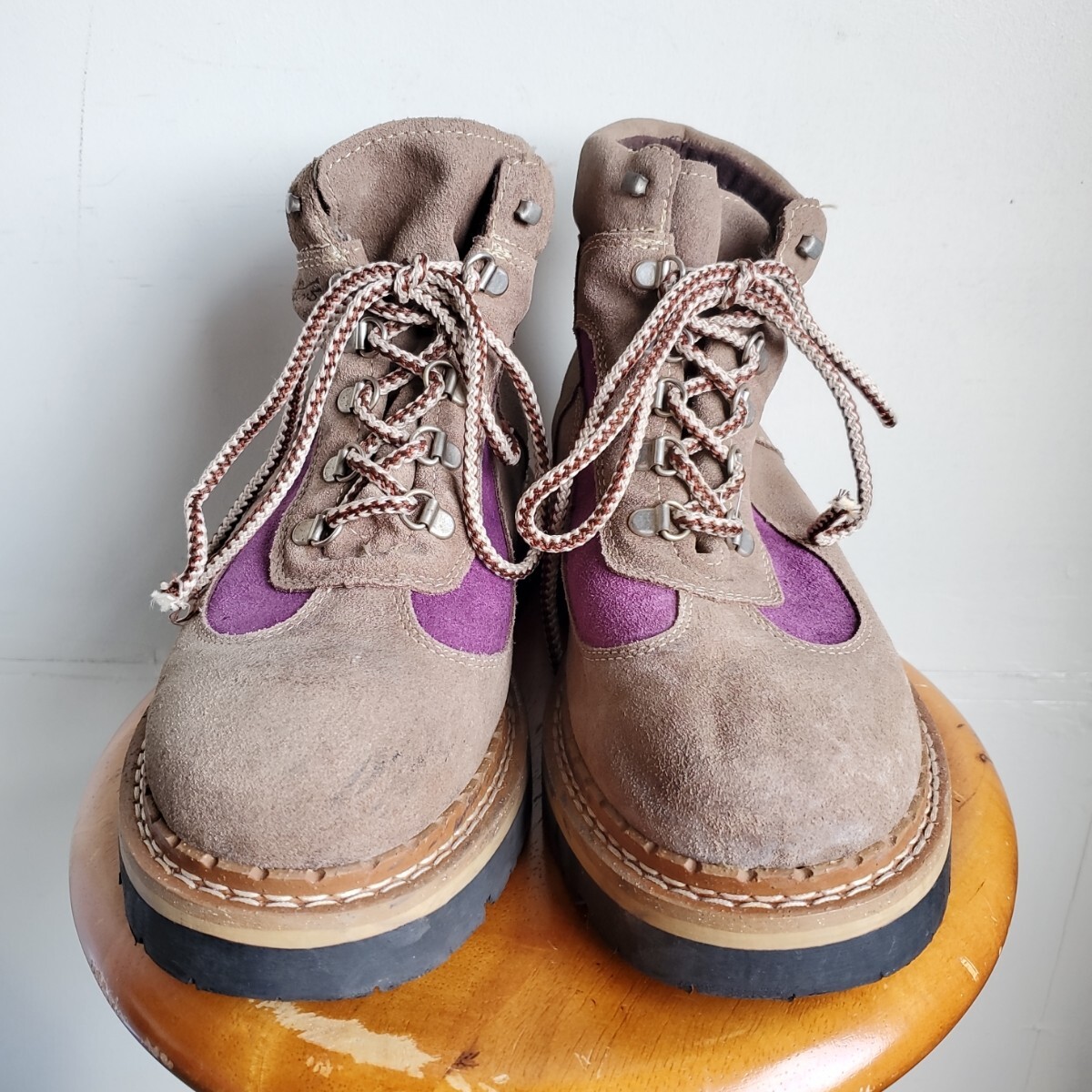 1055◆【42/27cm】カナダ製 MARTINO マティーノ トレッキングブーツ スエード ツートン パープル ブラウン 革靴 vintage 中古 USED 古着_画像4