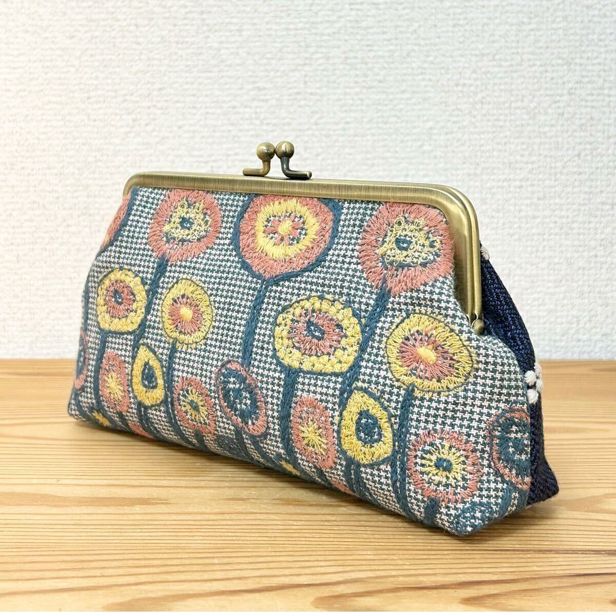ハンドメイド*ミナペルホネン*【両面】ribbon ネイビー*通帳ケース【3】 ハンドメイド がま口 ポーチ 通帳ケース path パス グレー 千鳥