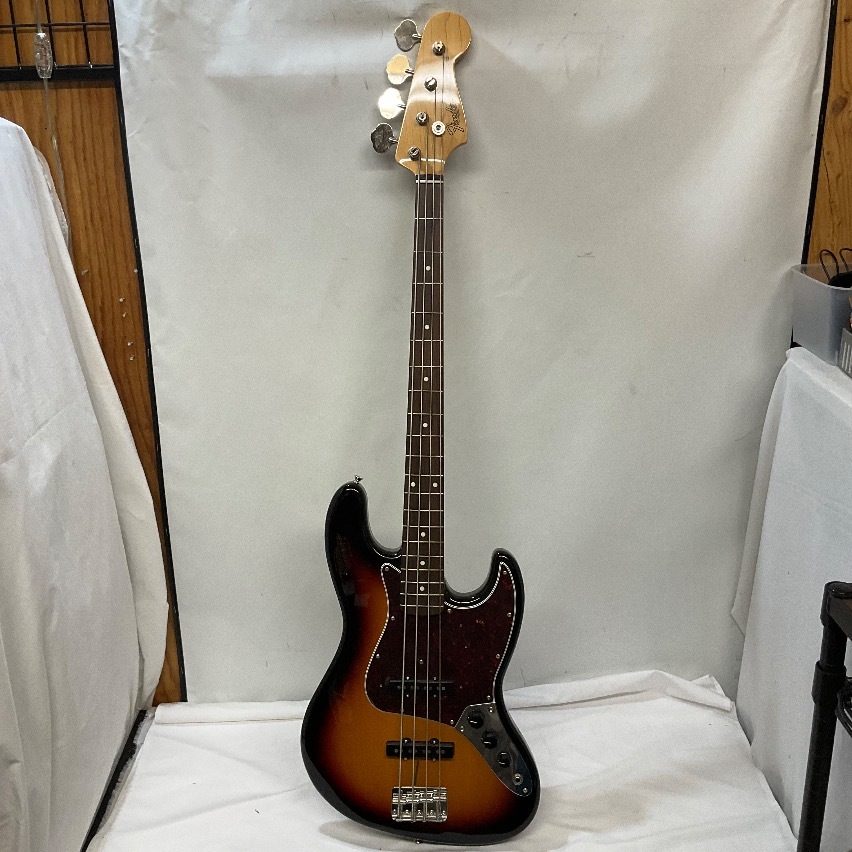 u58218 中古 フェンダー Traditional Ⅱ 60s' Jazz bass RW 3TS