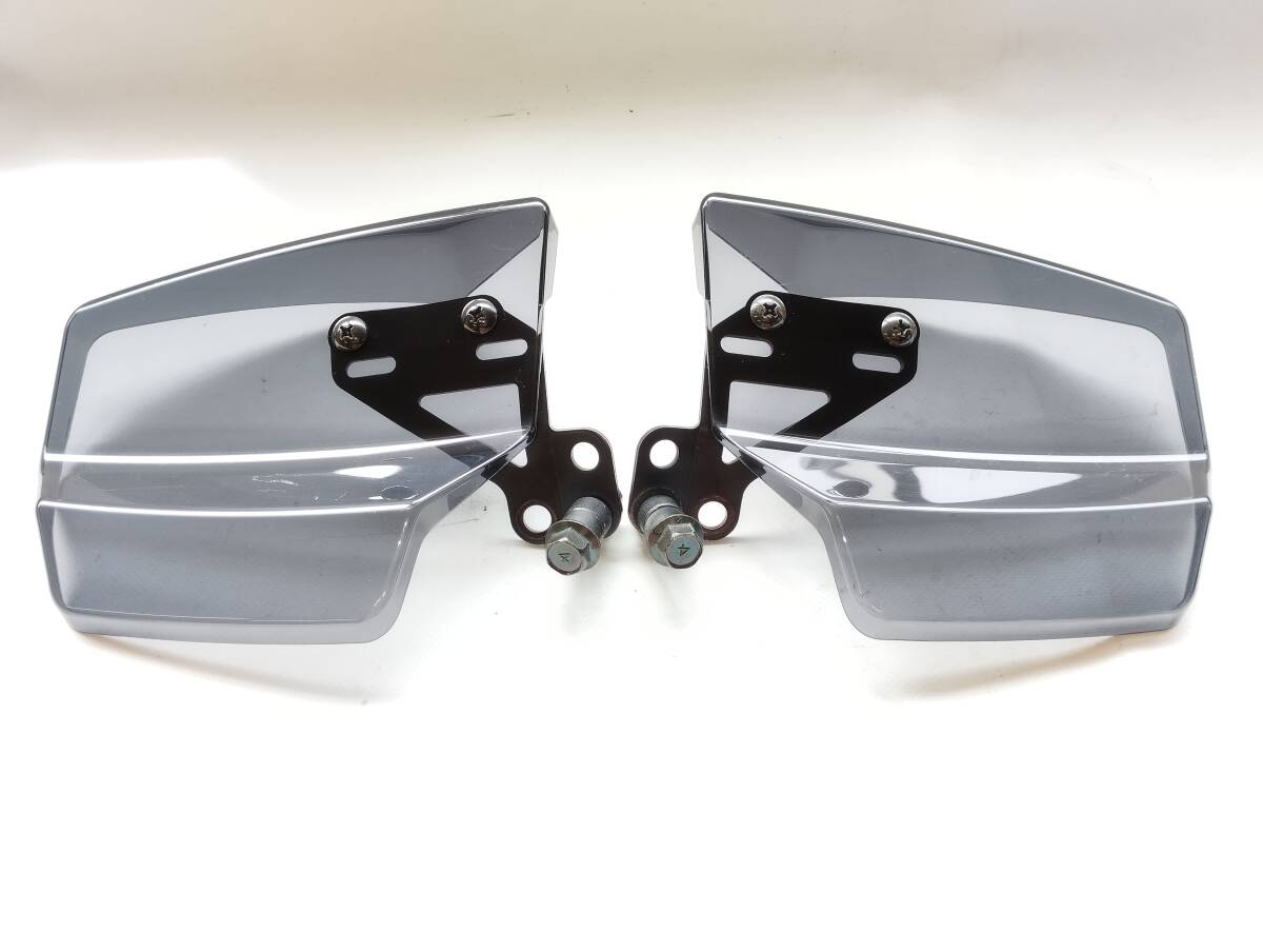 【794】DAYTONA デイトナ エアロナックルバイザー 左右セット スモーク 品番90962 取付けステー付き(品番70874) キズあり 中古パーツ_画像4