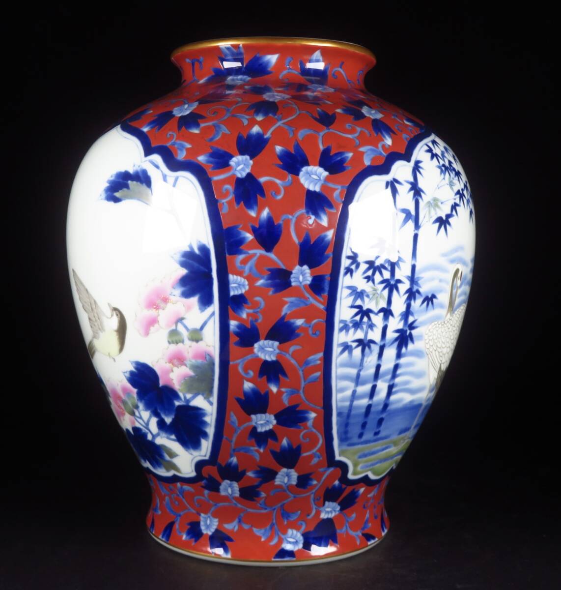 【SAKURAYA】【三方割花鳥外濃文花瓶/宮內庁御用達 深川制磁】染錦 赤地 金彩 窓絵 飾壺 壷 花器 細密絵付 共箱 骨董品 古美術品 高さ32cm