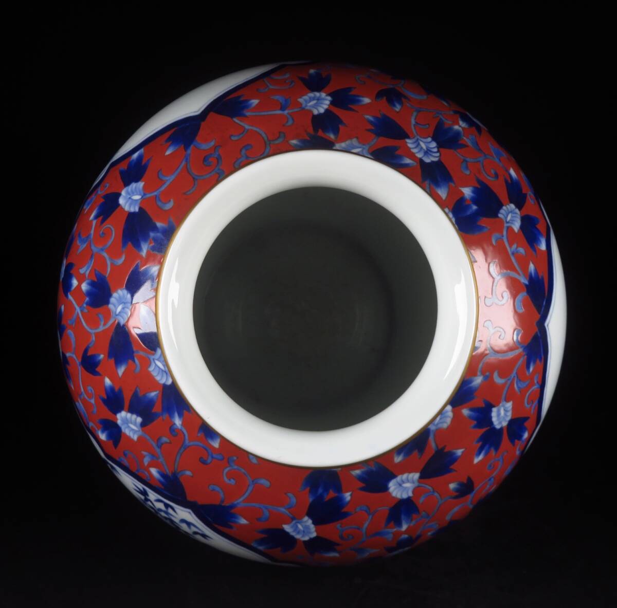 【SAKURAYA】【三方割花鳥外濃文花瓶/宮內庁御用達 深川制磁】染錦 赤地 金彩 窓絵 飾壺 壷 花器 細密絵付 共箱 骨董品 古美術品 高さ32cm