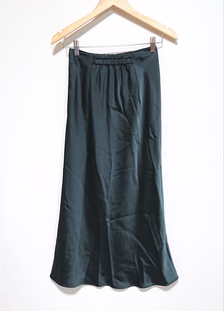 h3991gg FRAY I.D(フレイ アイディー）サイズ0(S位) ロングスカート サテン素材 グリーン レディース きれいめカジュアル おしゃれ 華やか_画像2