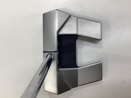 タイトリスト スコッティキャメロン ファントム パター 5S(2024) SCOTTY CAMERON PHANTOM 5S(2024) 33インチ 中古 Cランク_画像2