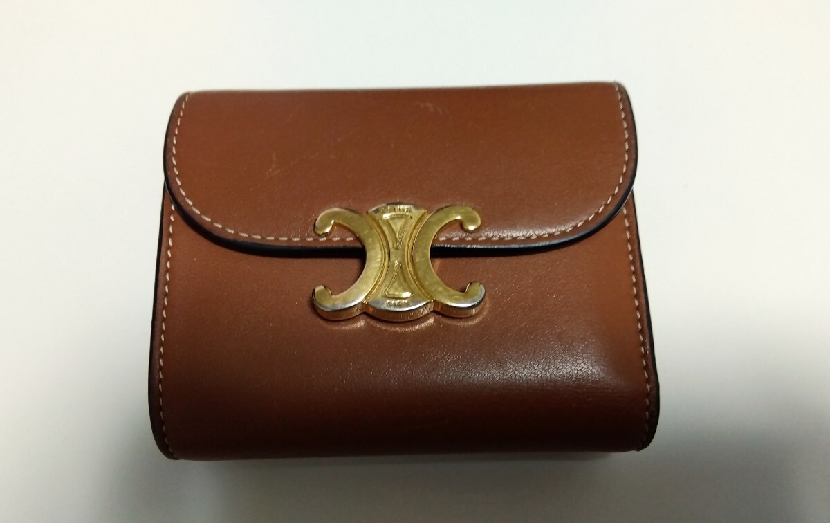 CELINE財布 CELINE 三つ折り レザー｜Yahoo!フリマ（旧PayPay