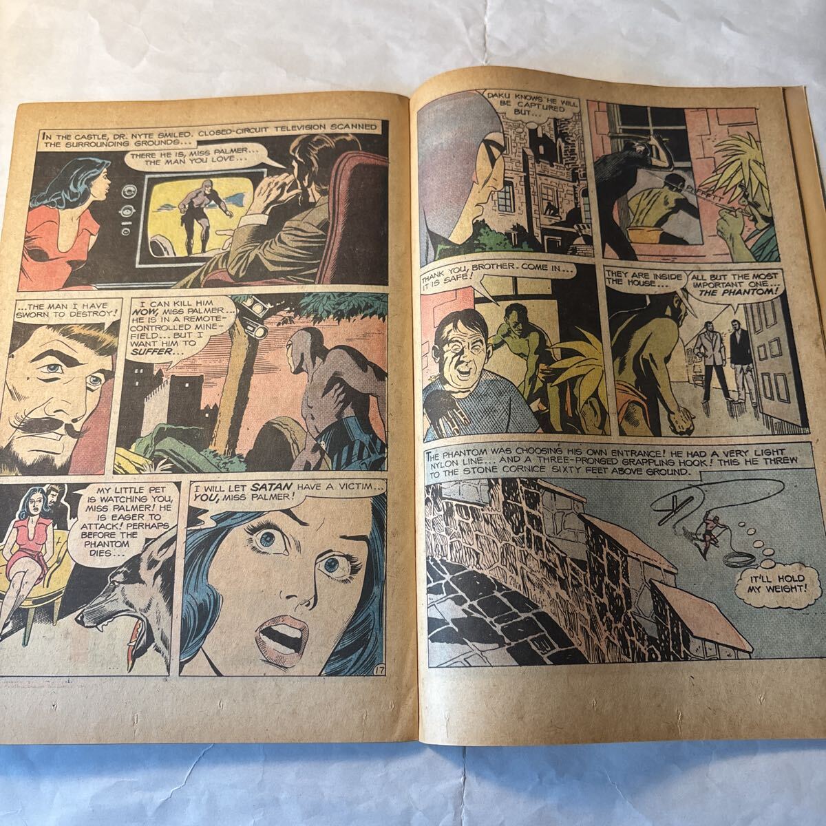 [528]ヴィンテージ アメコミ チャールトン「ファントム」『THE PHANTOM』1976年8月刊 リーフ 古書 雑誌 漫画 USA 広告 70’s_画像4