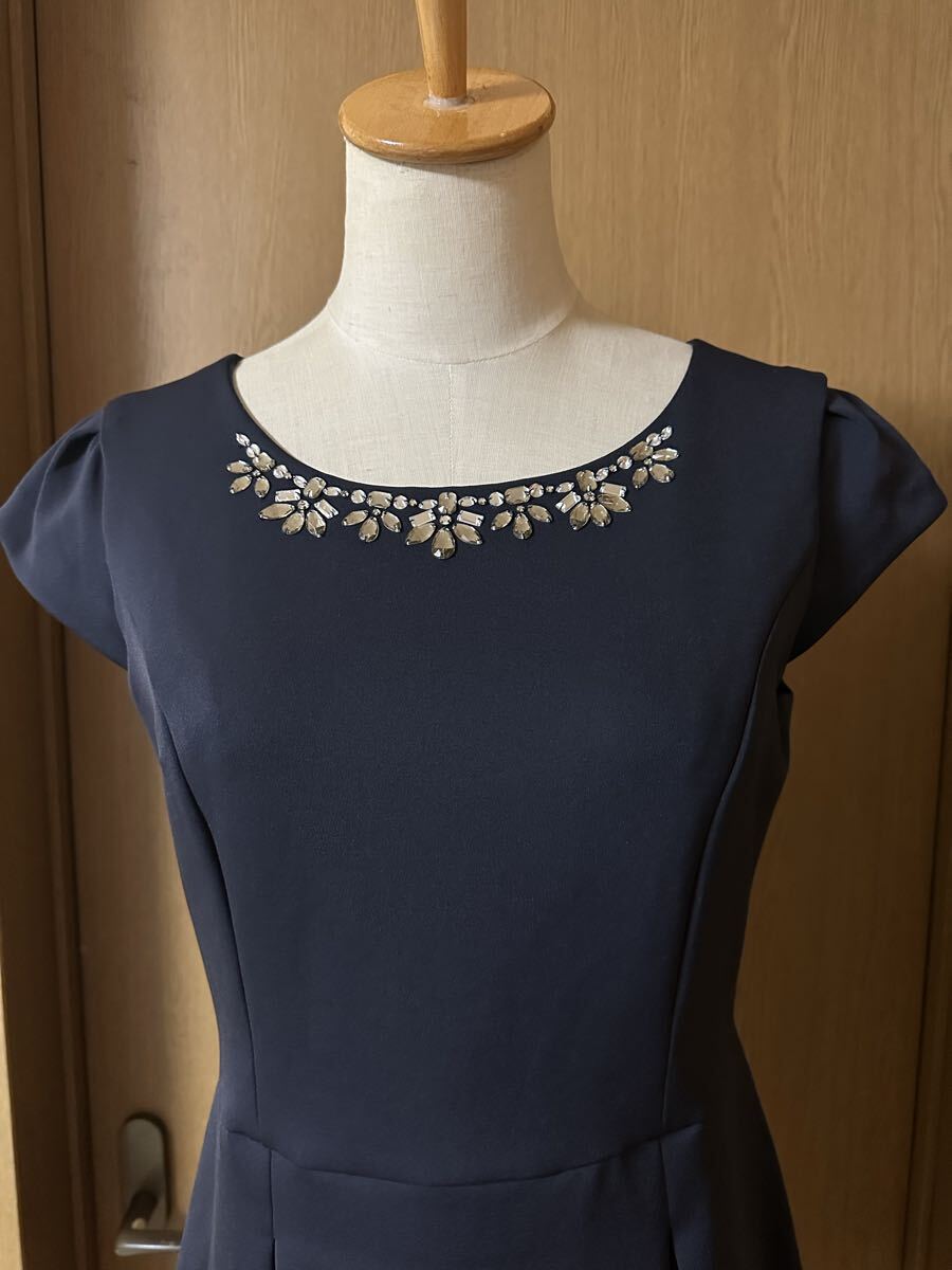 ◇エニィスィス any SiS ビジュー装飾 ワンピース◇結婚式パーティーフォーマル_画像2