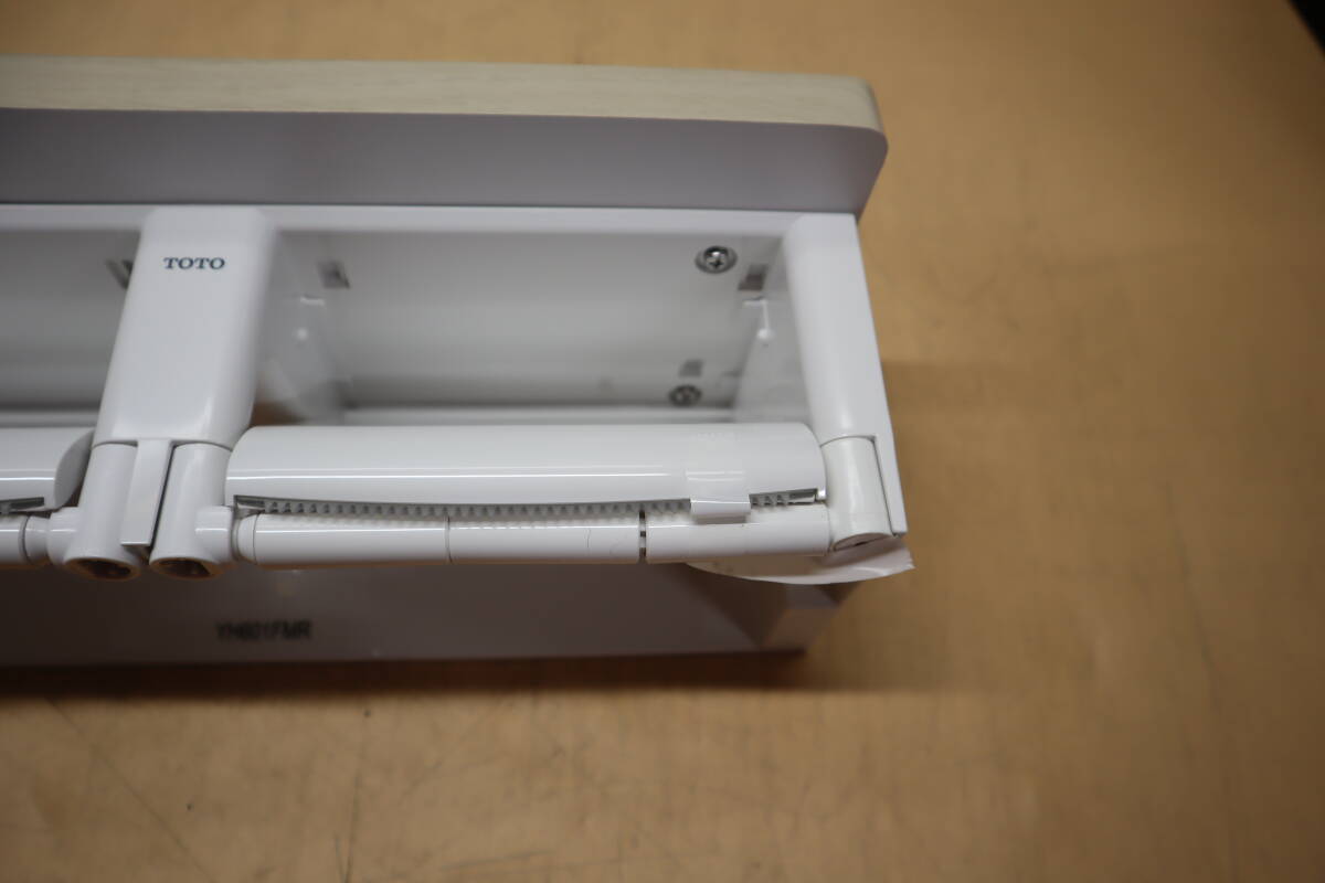TOTO　棚付2連紙巻器（芯なしペーパー対応）YH601FMR　＃EL　即決価格,_画像7