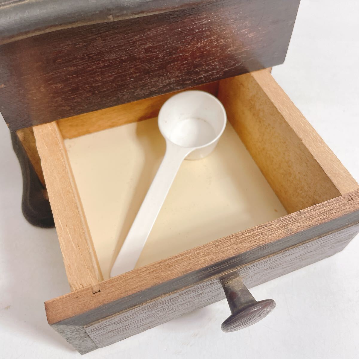 ◆コーヒーミル アンティーク 手動コーヒーグラインダー アンティーク＆木製 ヴィンテージ 鋳鉄ハンドル◆B3-K_画像7