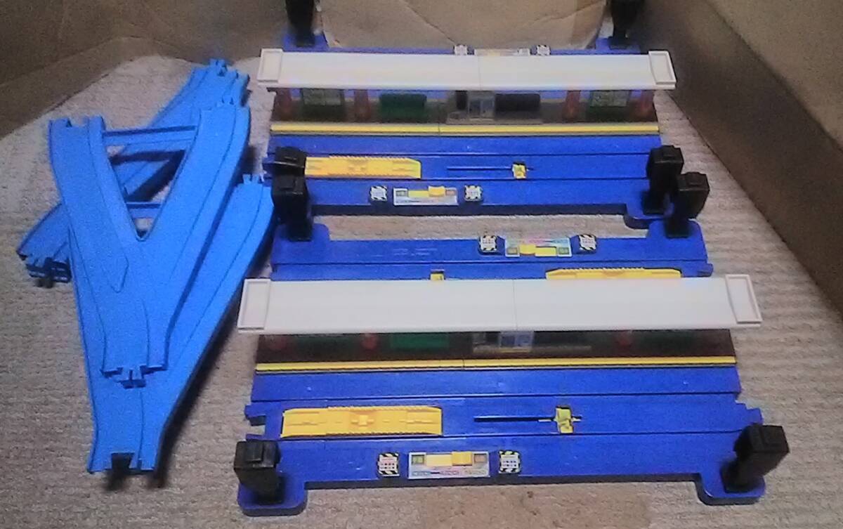 絶版 プラレール 自動のりかえ駅× 2個