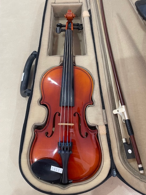 スズキバイオリンNo.230 1/8 2011年製 完全整備済！現行モデルにスズキ
