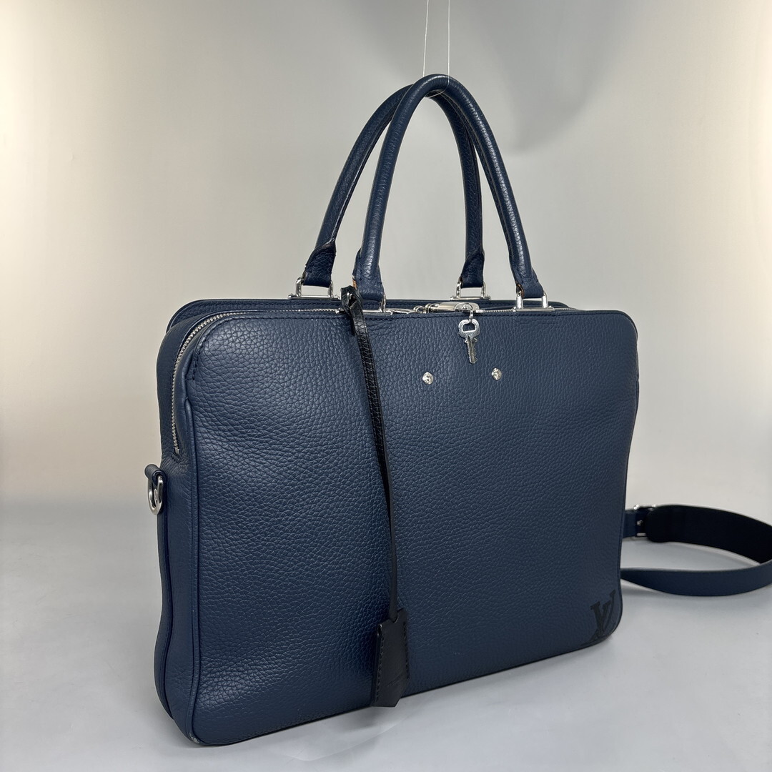 超極美品 ルイヴィトン M54380 アルマンド ブリーフケース トリヨンレザー 1円 超極美品 ルイヴィトン M54380 アルマンド ブリーフケース