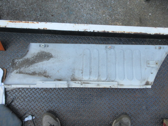 ハイゼットトラック is 右サイドパネル　_画像4