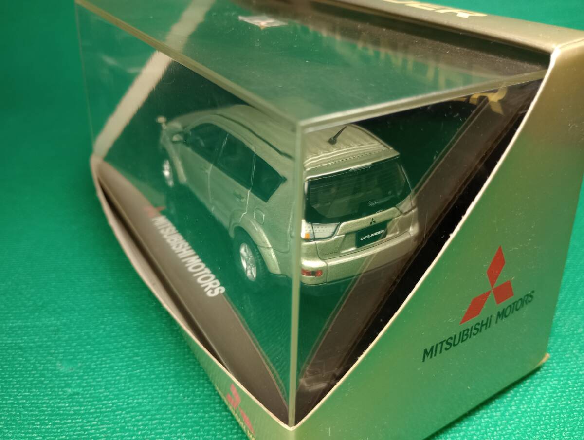ミニカー MITSUBISHI OUTLANDER_画像9
