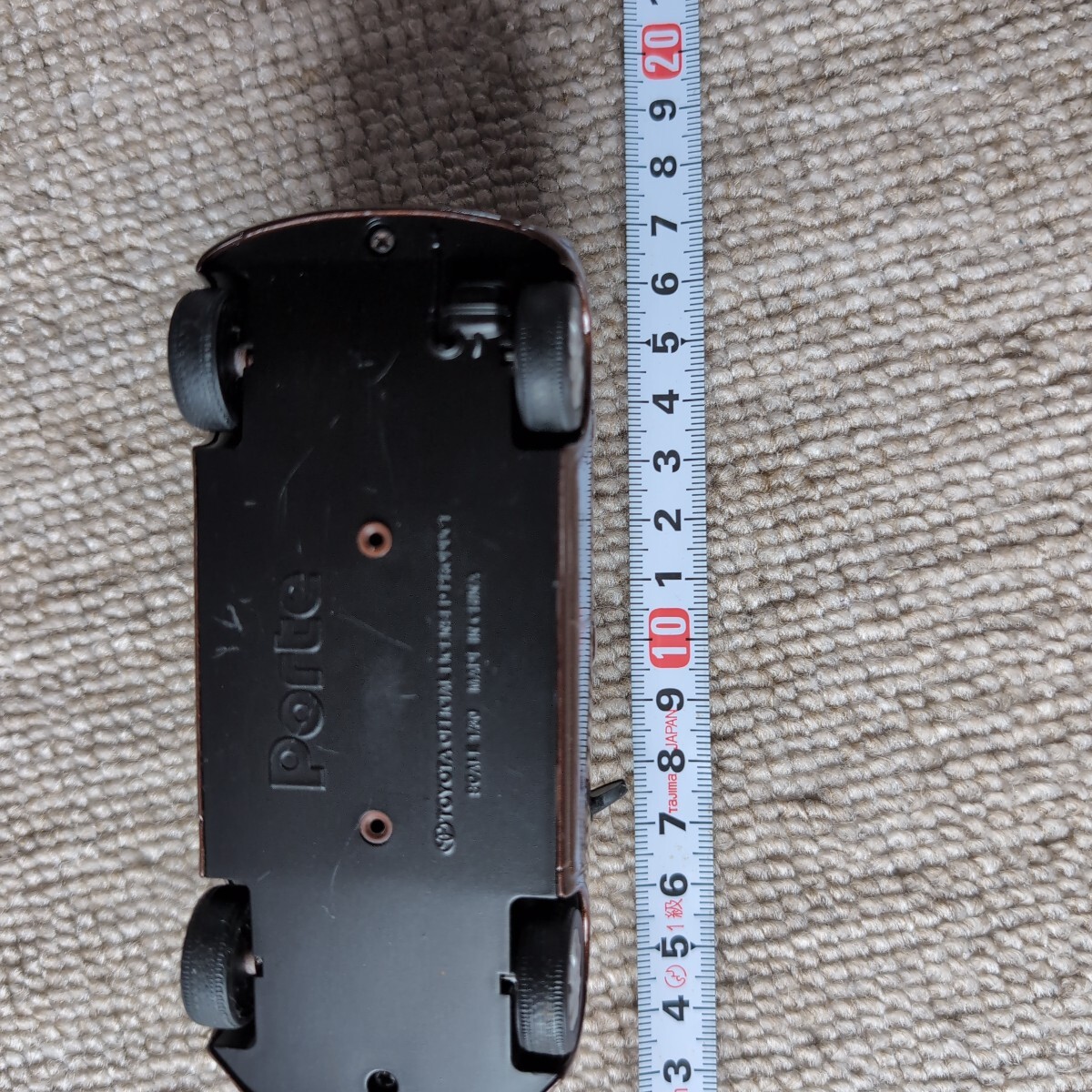 非売品　トヨタ　プリウス　ミニカー　1／30サイズ　トヨタ自動車ディーラー限定　未使用傷無し！カラーサンプル　赤茶色_画像6