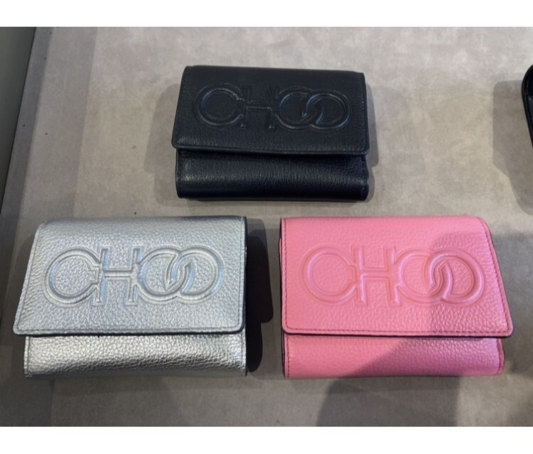 関税込★JIMMY CHOO LONI ミニ財布 CHOOロゴ (Peony) ジミーチュウ JIMMY CHOO LONI 三つ折り 財布 ピンク 新品