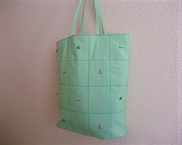 ★即決　ハンドメイド　薔薇の刺繍のバック　若草グリーン　送料185円★_画像4