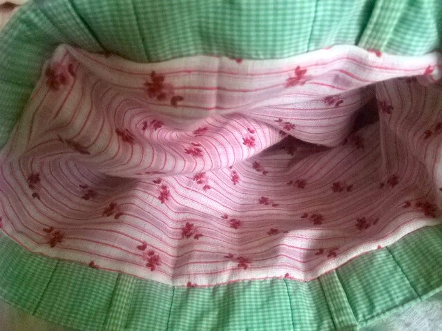 ★即決　ハンドメイド　薔薇の刺繍のバック　若草グリーン　送料185円★_画像9