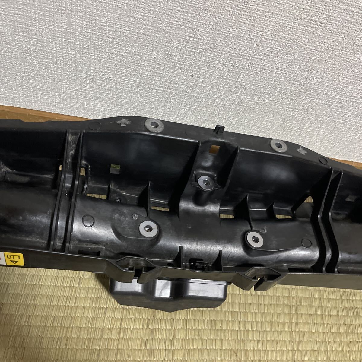 アクア MXPK11 ラジエーターコアアッパーサポート 送料込み 即決 _画像4