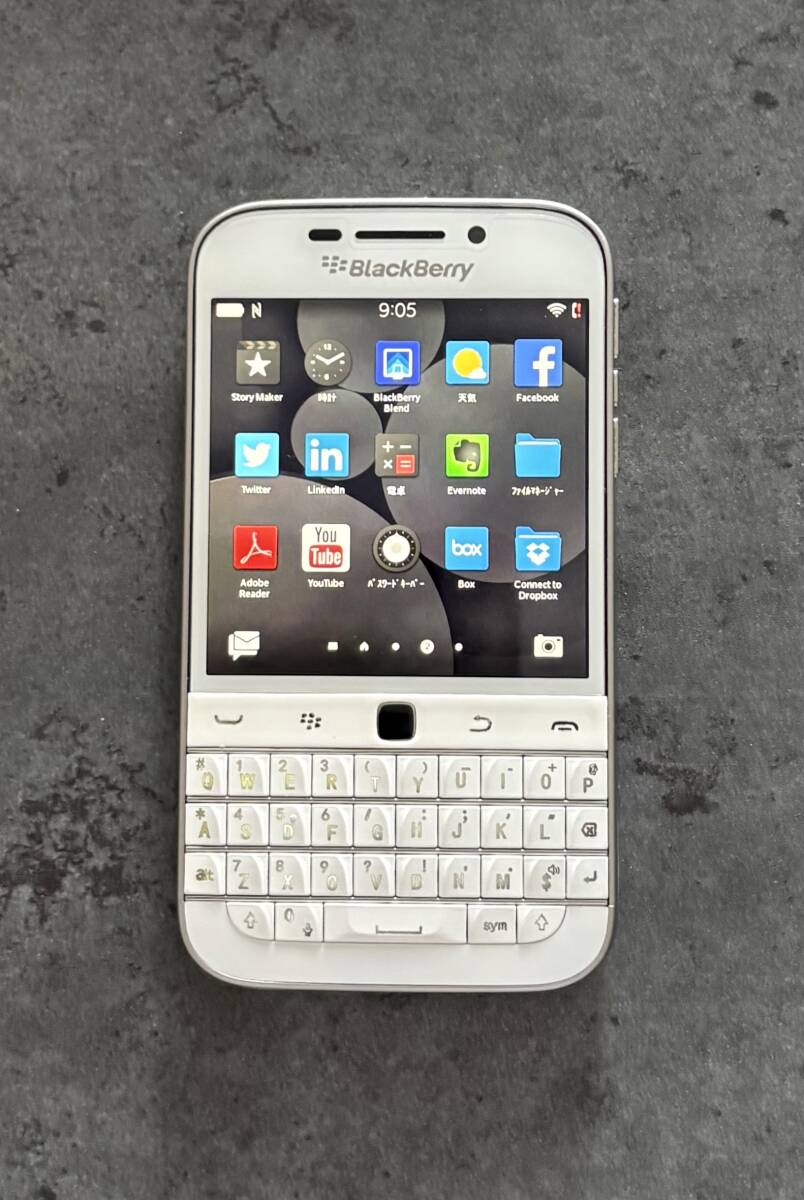  BlackBerry Classic BlackBerry Classic Q20 белый 