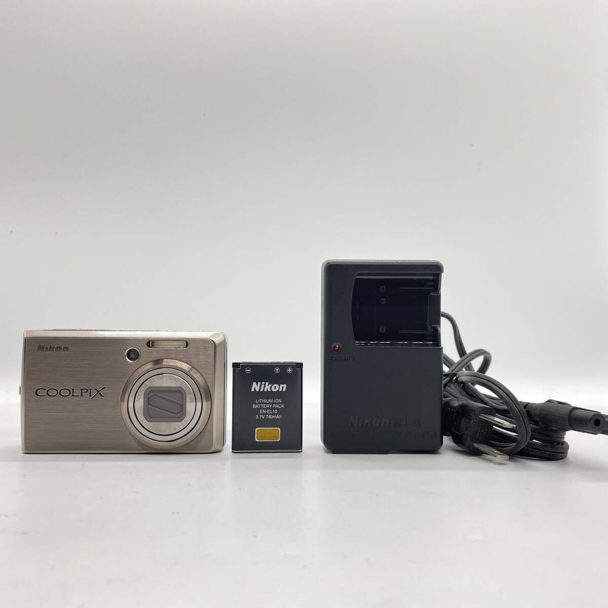COOLPIX S600