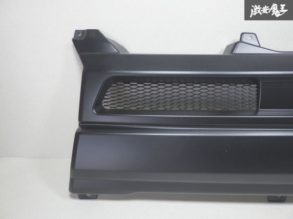 ☆美品☆ M’z SPEED ZEUS TOYOTA トヨタ 200系 ハイエース フロント グリル ラジエーターグリル ラジエター グリル 激安魔王 棚_画像2