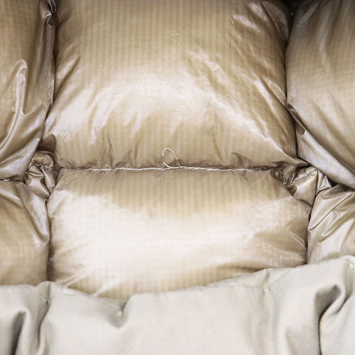 【SALE】THE NORTH FACE ザ・ノース フェイス ダウン ベスト PURPLE LABEL パープル レーベル ロゴ 光電子 フード取外可 メンズ M ベージュ_画像4