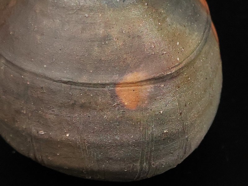 【金重晃介】備前扁壺徳利 金重晃介 作 「備前扁壷徳利」 ～備前焼専門卸小売店 川口陶楽苑～