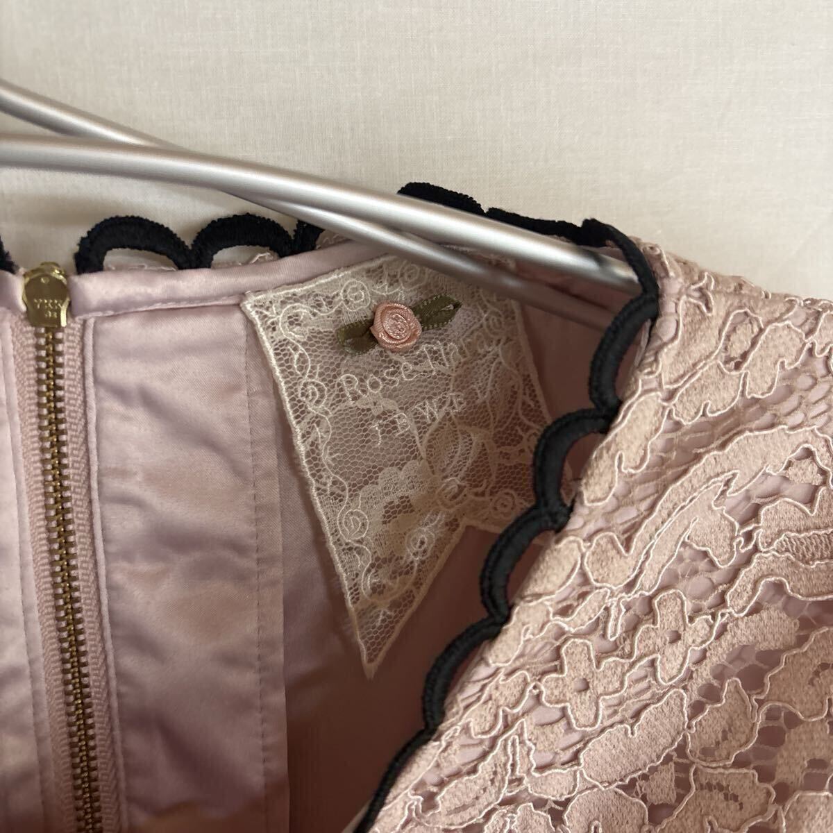 ワンピース 七分袖　36 ローズティアラ　可愛い　レース　ピンク　刺繍　結婚式　冠婚葬祭　ドレス　音楽　発表会　お呼ばれ　パーティ_画像3