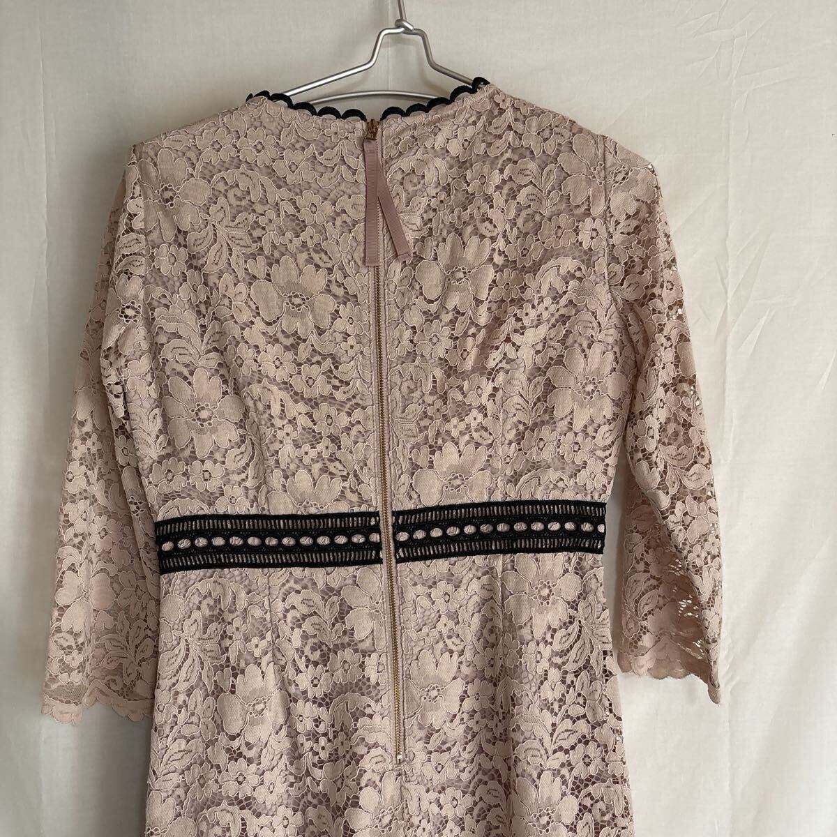 ワンピース 七分袖　36 ローズティアラ　可愛い　レース　ピンク　刺繍　結婚式　冠婚葬祭　ドレス　音楽　発表会　お呼ばれ　パーティ_画像10