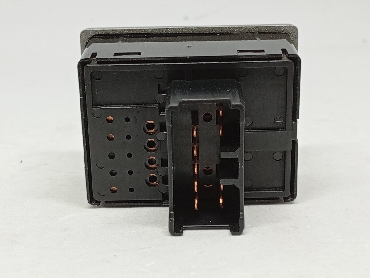 スズキ　SUZUKI　ラパン　HE21S　電動格納ミラー　スイッチのみ　中古品　ジャンク品_画像3