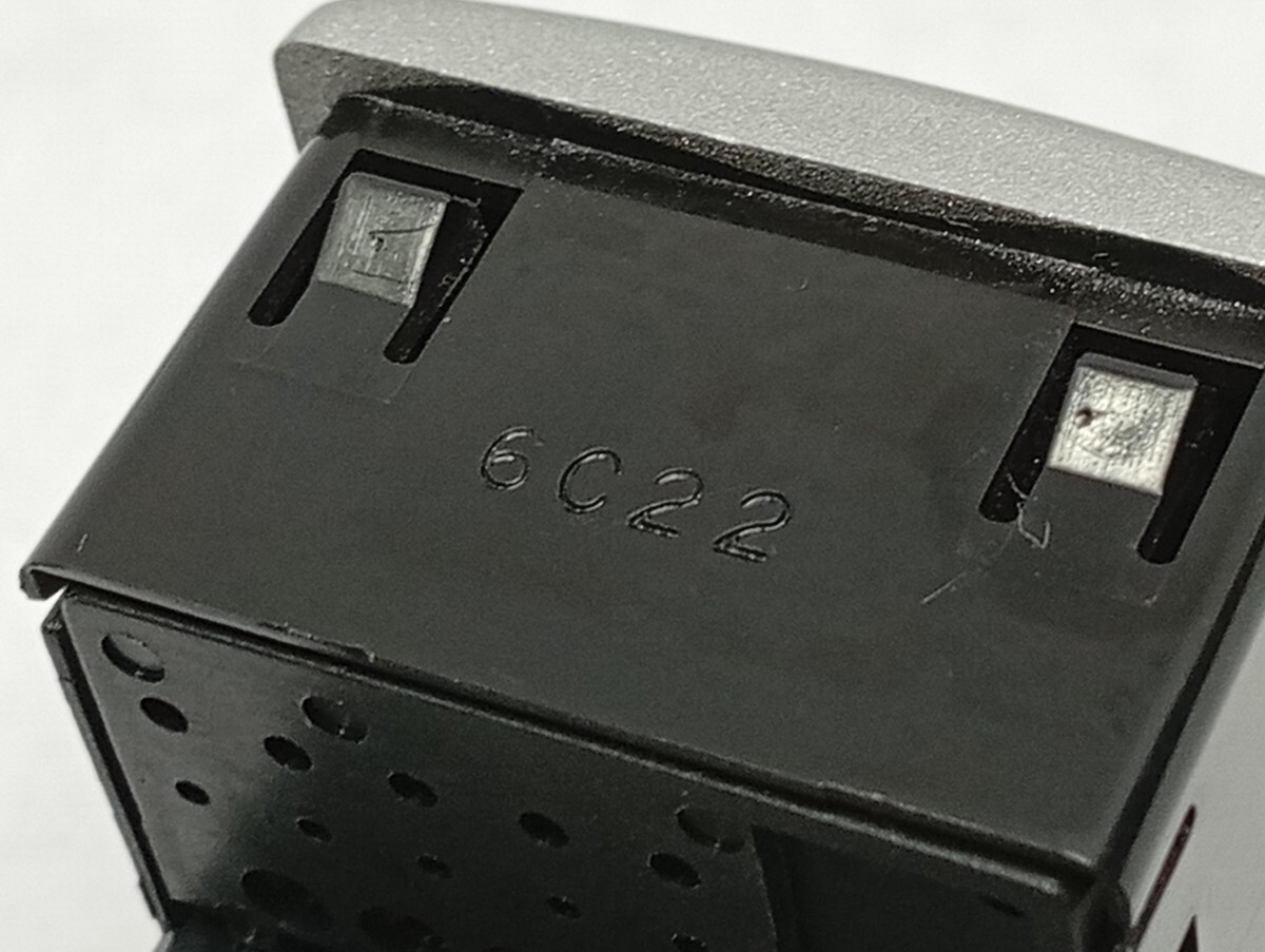 スズキ　SUZUKI　ラパン　HE21S　電動格納ミラー　スイッチのみ　中古品　ジャンク品_画像8