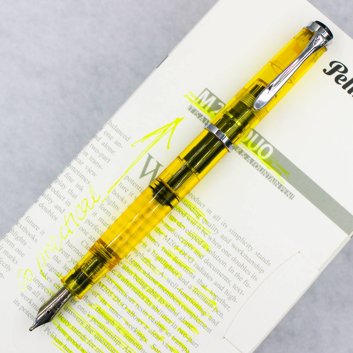 万年筆　ペリカン M205 DUO　デモンストレーター　イエロー（限定生産品） Pelikan ペリカン 万年筆 特別生産品 M205 DUO イエロー