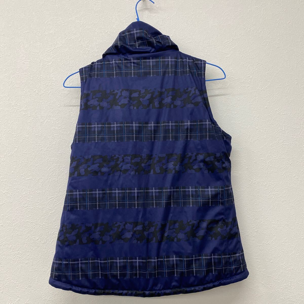 FILAフィラ レディース ベスト　　 中綿　　　ネイビー　Ｍサイズ △1_画像5