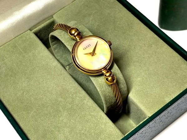GUCCI 腕時計 ※不動品 不動品 ジャンク扱い GUCCI グッチ 2700.2.L バングルウォッチ