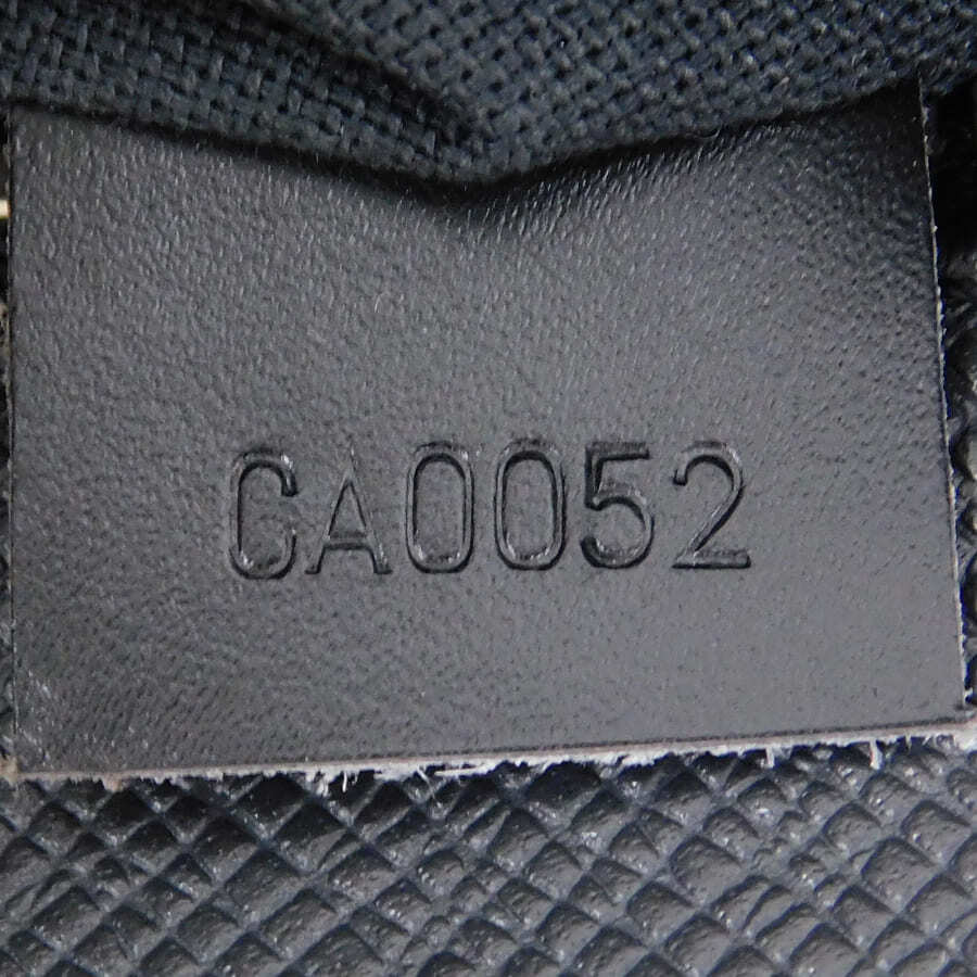 新品同様 ルイヴィトン タイガ カルガ クラッチ セカンドバッグ M30812 ブラック系 LOUIS VUITTON_画像8