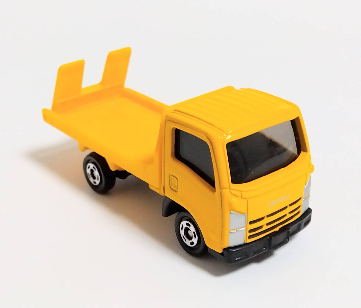 廃盤トミカ【いすゞ エルフ 運搬車】イエロー★箱なし★未使用★まとめて同梱可能♪ _画像6
