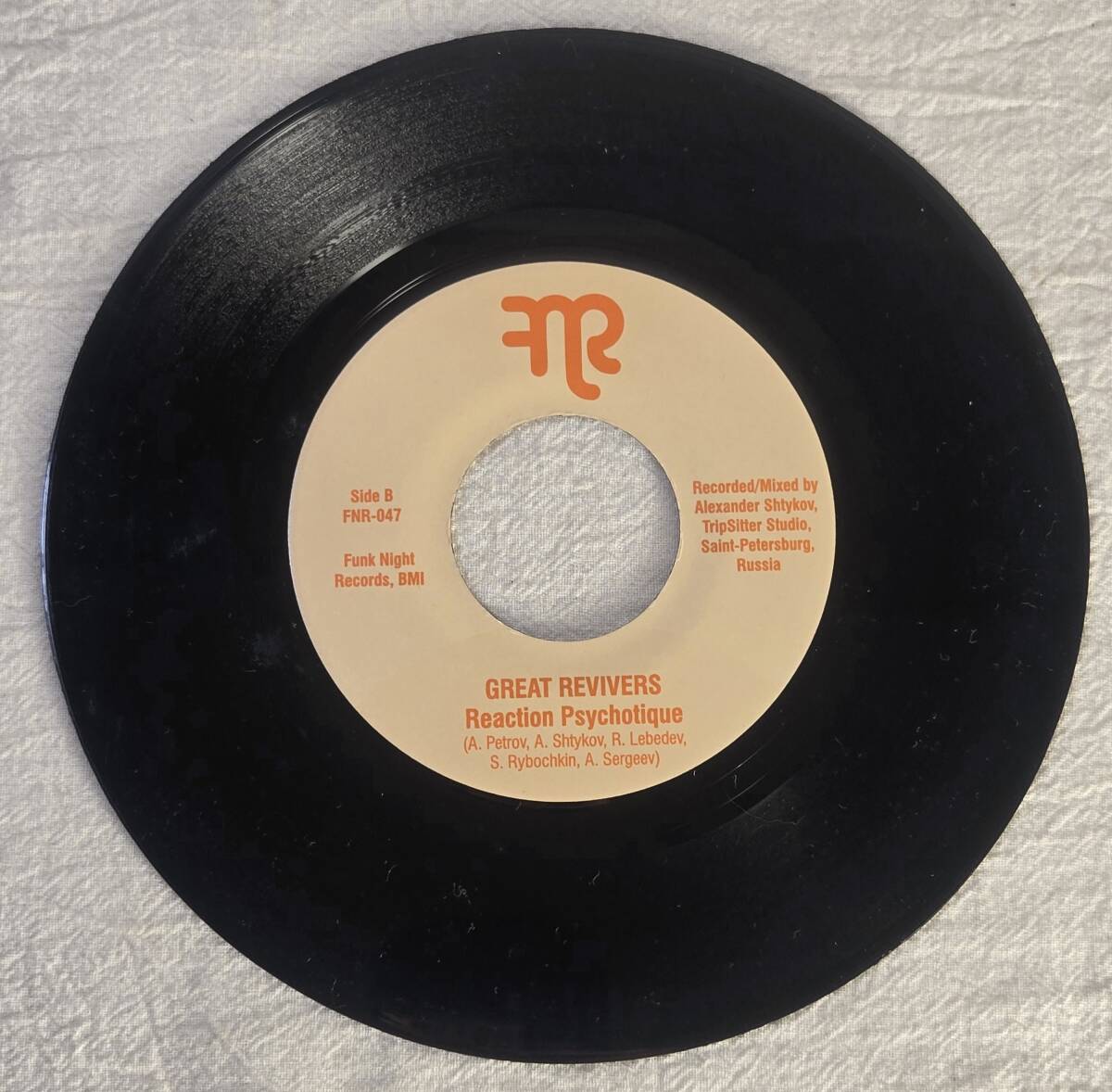 ★希少7インチ★ Great Revivers / At The Dipsotheque / Reaction Psychotique ロシアン・ファンク オルガン Funk Night Records レコード_画像2