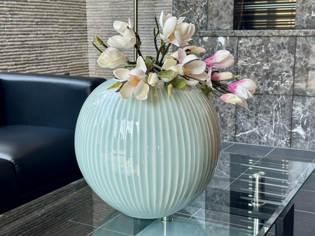 未使用品　砥部焼　秀山窯　大型　花瓶　花入れ　活け花　床の間 未使用品 砥部焼 秀山窯 大型 花瓶 花入れ 活け花 床の間