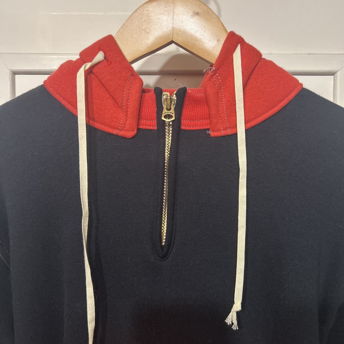 CUSHMAN ハーフジップパーカー　カラー/ブラック/レッド　サイズ：M_画像2