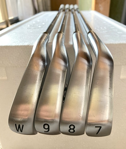 値下げ☆美品☆ＰＸＧ GEN7 0311 XPアイアン #7-W(PW) 4本　三菱VANQUISH I5(SR～S)　