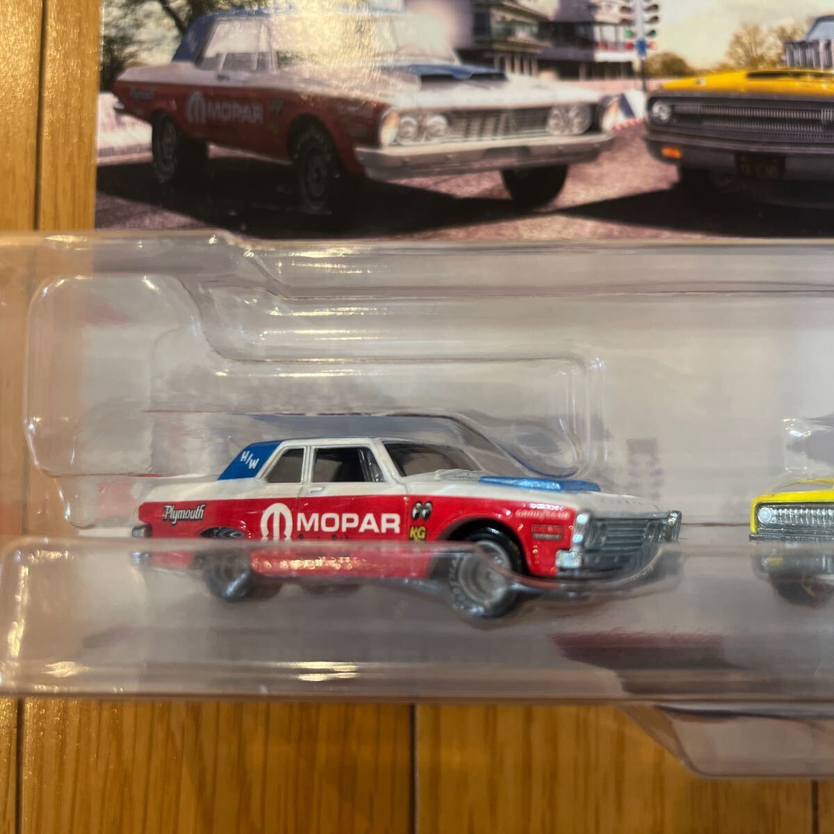 Hot Wheels ホットウィール プレミアム 2パック PLYMOUTH プリマス ベルべディア 426 ウェッジ ’65 DODGE ダッジ コロネット ミニカー_画像2